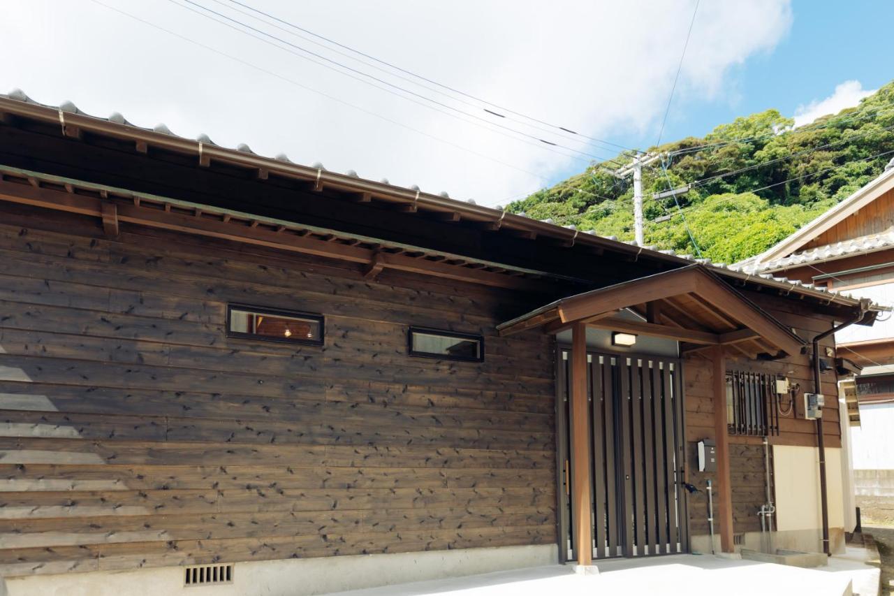 Villa Miyako 源泉かけ流し客室温泉ヴィラ みやこ別邸 Гото Экстерьер фото